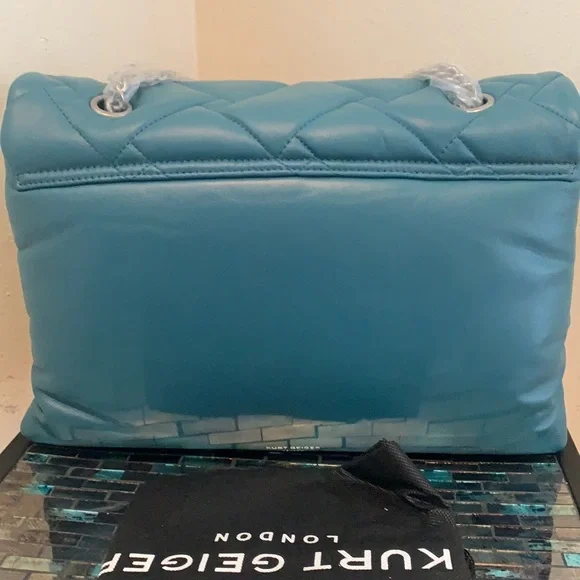 Kurt Geiger London Kensington XXL Kensington Soft Quilted Leather Shoulder - Picture 11 of 15